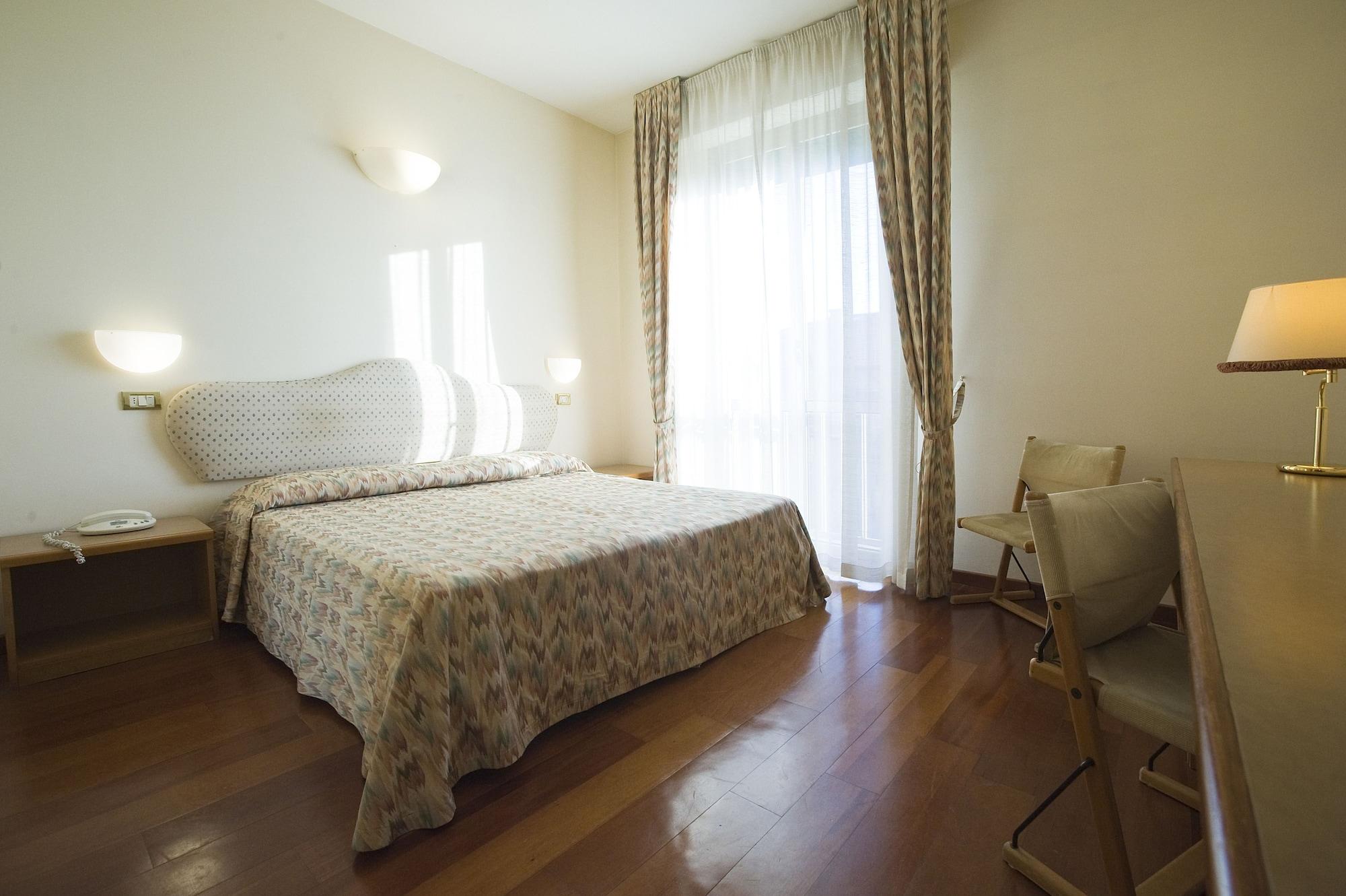 Hotel Villa Ricci & Benessere Chianciano Terme Exterior photo