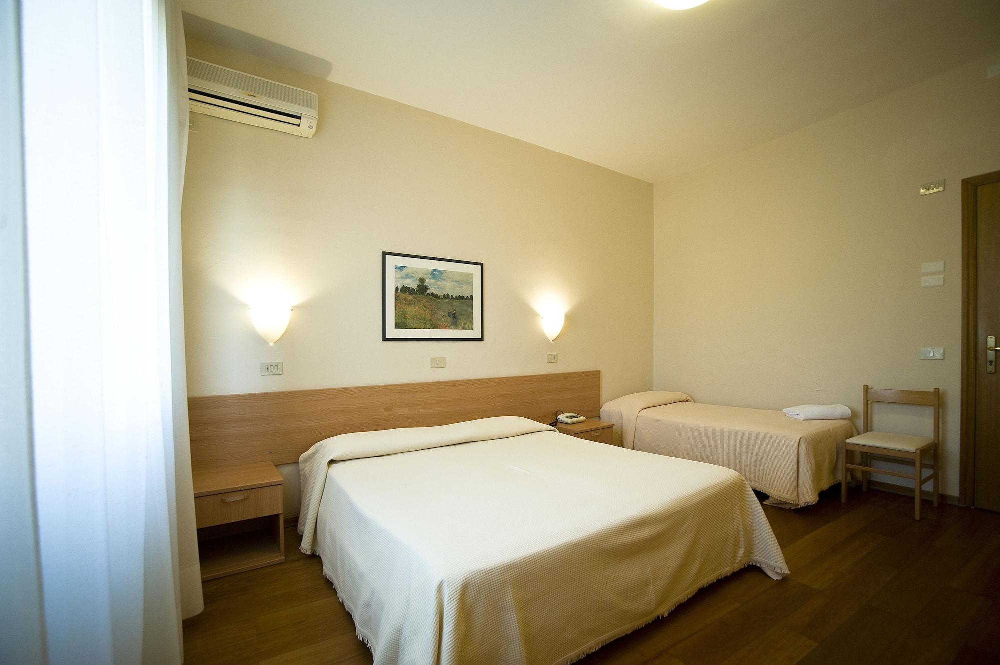 Hotel Villa Ricci & Benessere Chianciano Terme Exterior photo