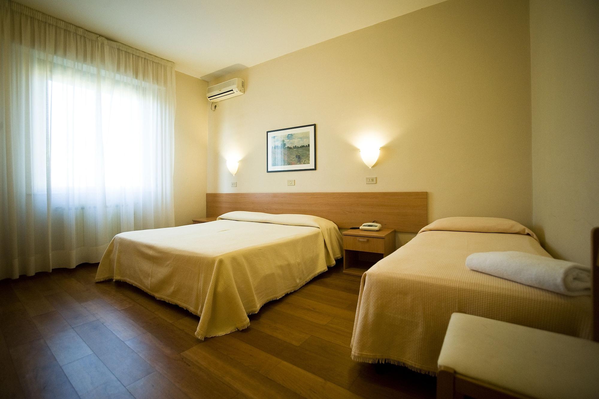 Hotel Villa Ricci & Benessere Chianciano Terme Exterior photo