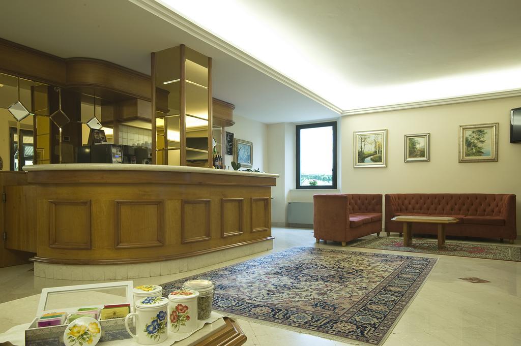 Hotel Villa Ricci & Benessere Chianciano Terme Exterior photo