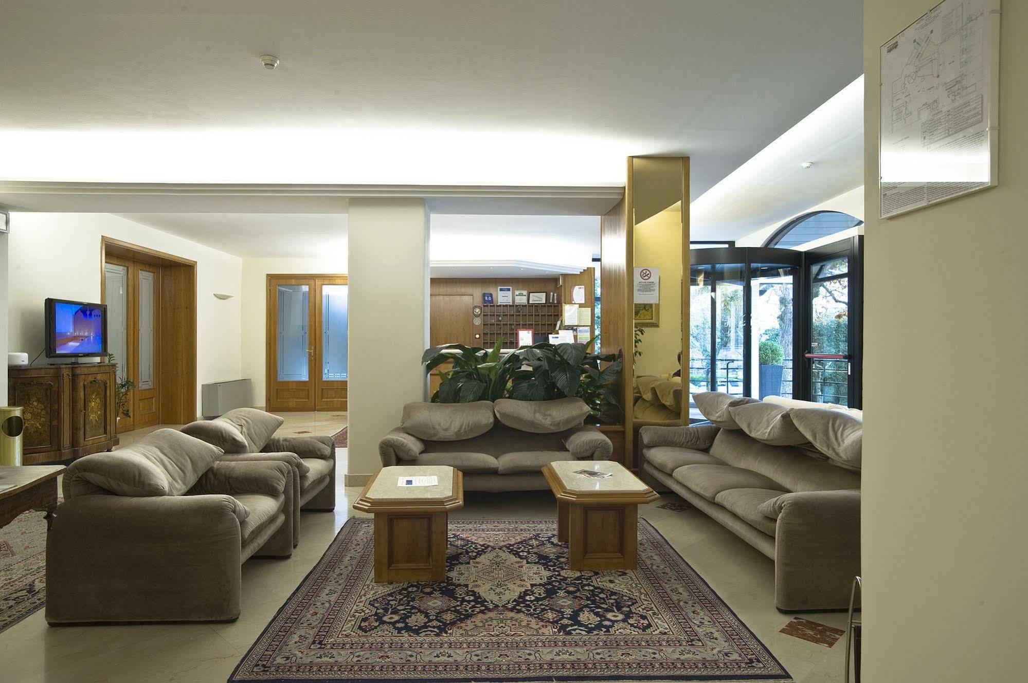 Hotel Villa Ricci & Benessere Chianciano Terme Exterior photo